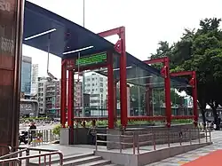 Entrance D2