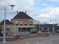 The town hall in Montigny-en-Ostrevent