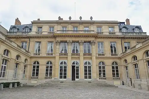 Hôtel du Châtelet, Paris, unknown architect, 1776[67]