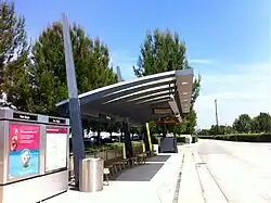 Van Nuys station platform