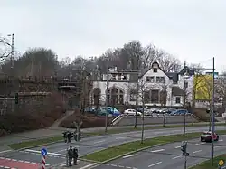 Station building (2016)