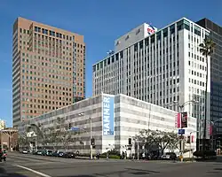 Hammer Museum, 1990