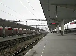 Platform at Hangzhou South railway station
