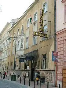 The variously-named Hadik Palace or Hasenfeld House (János Kauser, 1875), Múzeum utca 7. Built for Count János Zichy.