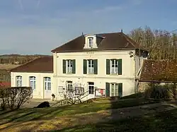 The town hall in Heilles