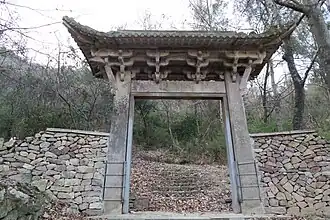 Hesheng stone paifang, first built in the Song dynasty, from Yinzhou, Zhejiang. One of the oldest preserved stone paifangs in China.