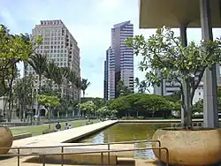Reflecting pool