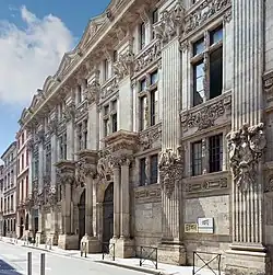 Hôtel de Clary (Hôtel de pierre): street façade.
