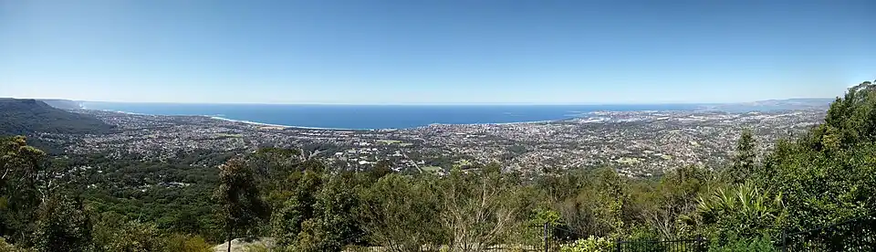 Panoramic view from Mount Keira