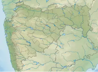 Devkund Waterfalls is located in Maharashtra