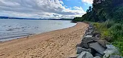 Beach on the Inverkeithing stretch of the Fife Coastal Path.