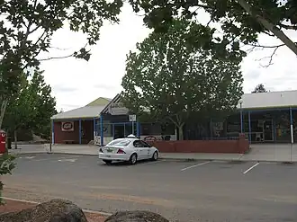 Isabella Plains shops