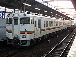 KiHa 48 5500 in March 2008