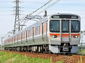 A train with four cars on the Taketoyo Line.