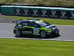 James Thompson's Honda Civic at Oulton Park during the 2009 BTCC season