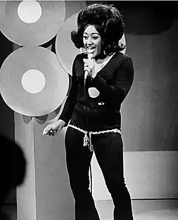 A press photo of Knight in 1971