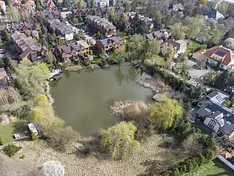Houses around the Wingert Lake in Pyry.