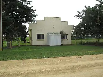 Hall at Joanna, July 2016