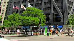Plaza from Michigan Avenue street level in 2014