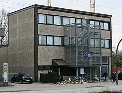 Refer to caption