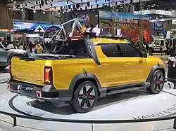 Rear view (O100 Concept)
