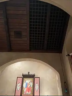 Sound outlet of the choir division above the Lady Altar