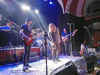 Kayak performing in 2018