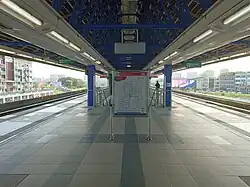 The island platform at the station
