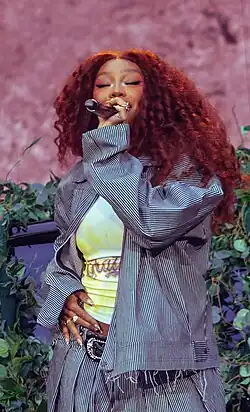 SZA performing on the Grand National Tour