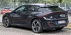 Rear view (pre-facelift)