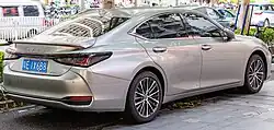 ES 300h (AXZH11; second facelift)