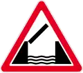 Swing bridge