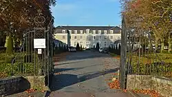 Chateau d'Aux