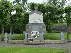 Lagnicourt-Marcel - Monument to the Dead