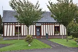 The town hall in Landes-Vieilles-et-Neuves
