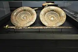 Ceramics and sword with gold hilt from Gomadingen&nbsp;[de]
