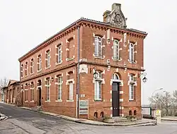 The town hall in Lanta
