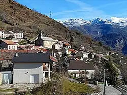 A general view of Larcat