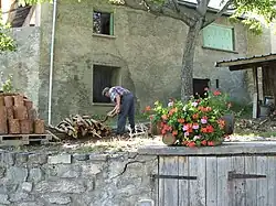 A view within Le Sauze-du-Lac