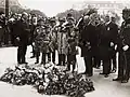 Emperor Khải Định and crown prince Vĩnh Thụy paying tribute at the Tomb of the Unknown Soldier