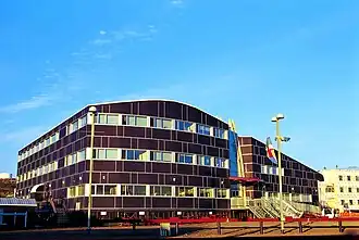 Legislative Building of Nunavut, Iqaluit, Nunavut (1989–99)