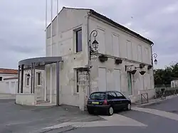 The town hall in Les Gonds