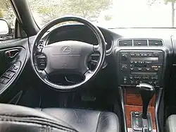 1995 Lexus ES 300 interior