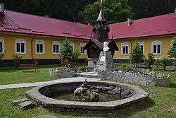 Mihail Sadoveanu High School, Borca