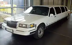 1995-1997 stretch limousine (approximately 120")
