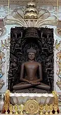 Hanumantal Bada Jain Mandir, Jabalpur, Kalachuri period Adinath image