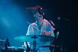 Cole performing with Knower at The Haunt, Brighton, England, 2018