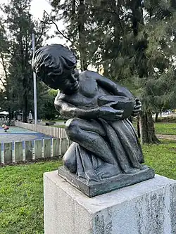 Statue by Maximiano Alves