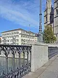 Cast-iron railings