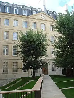 Photo of the Seminary of Foreign Missions building in Paris.